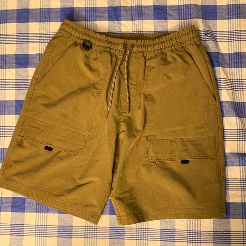 Old Navy Stretch Tech Water-repellent cargo shorts